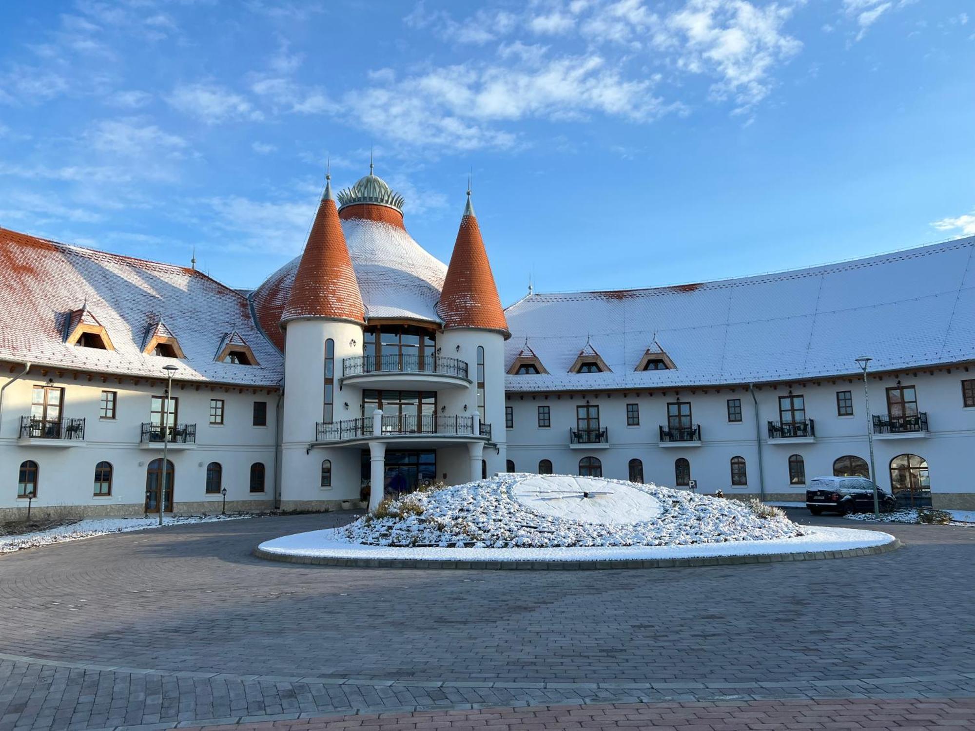 Hungarikum Hotel Lakitelek Exterior foto